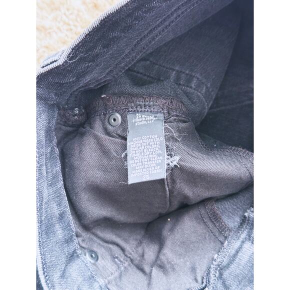 Nili Lotan Mid Rise Distressed Black Jeans Size 25 Edgy Quiet Luxury Classic - Picture 7 of 8